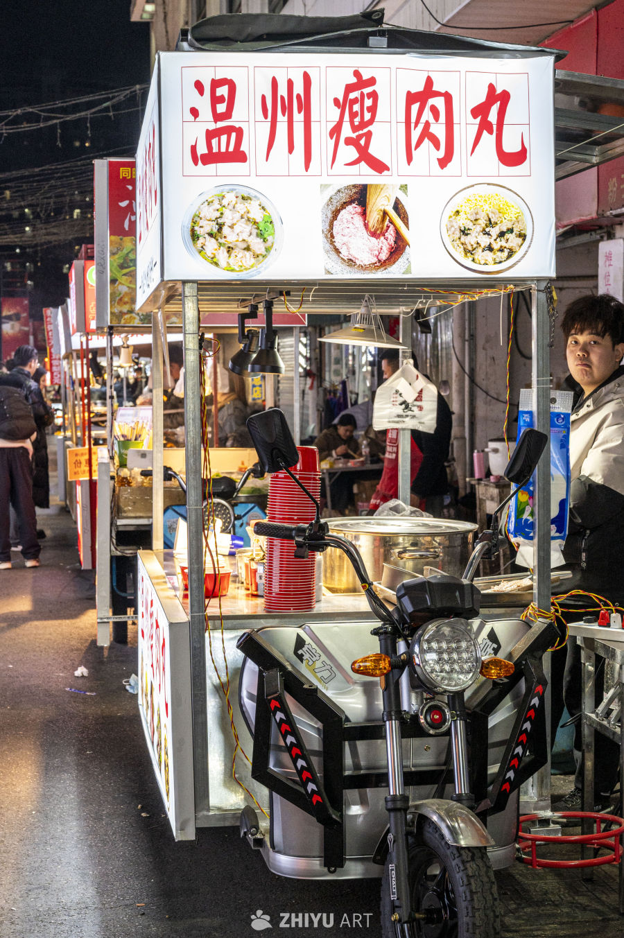 街头小吃人间烟火深夜食堂 24
