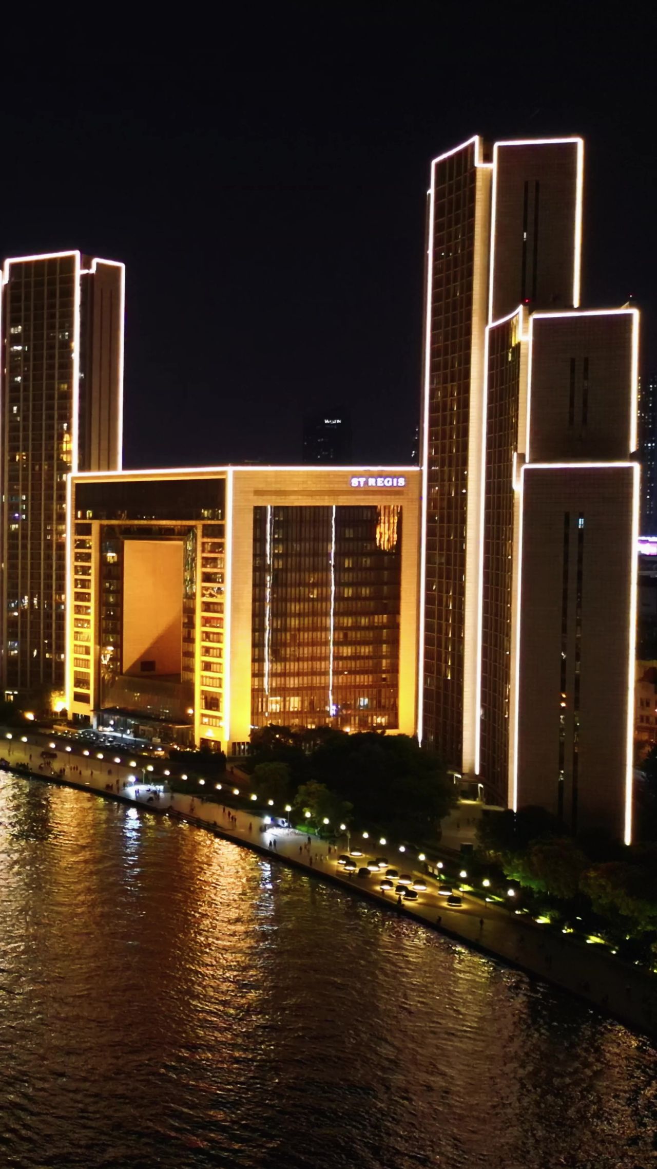 天津城市夜景灯光竖屏航拍 