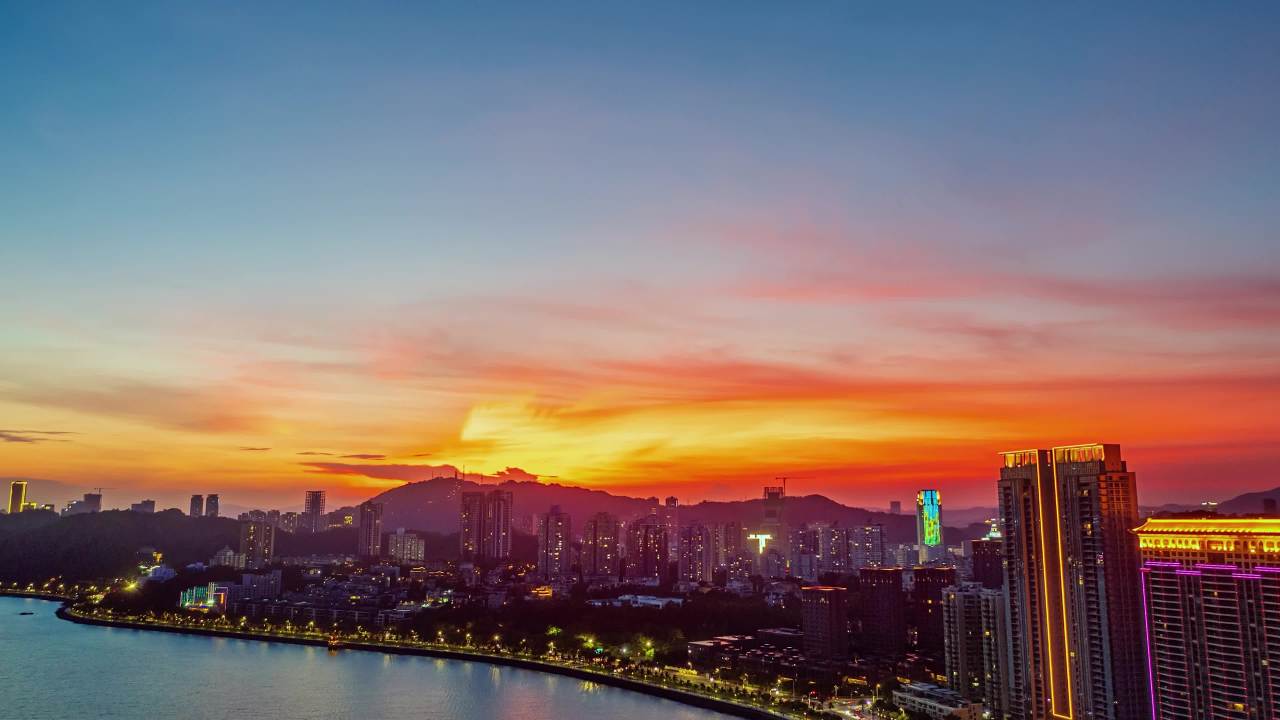 珠海7月十六日傍晚的天空