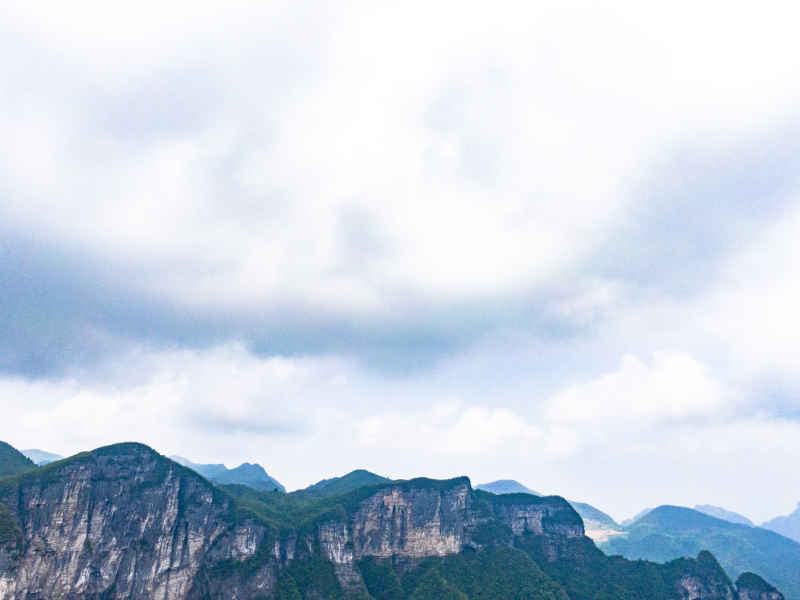 湖南张家界山川悬崖峭壁山谷