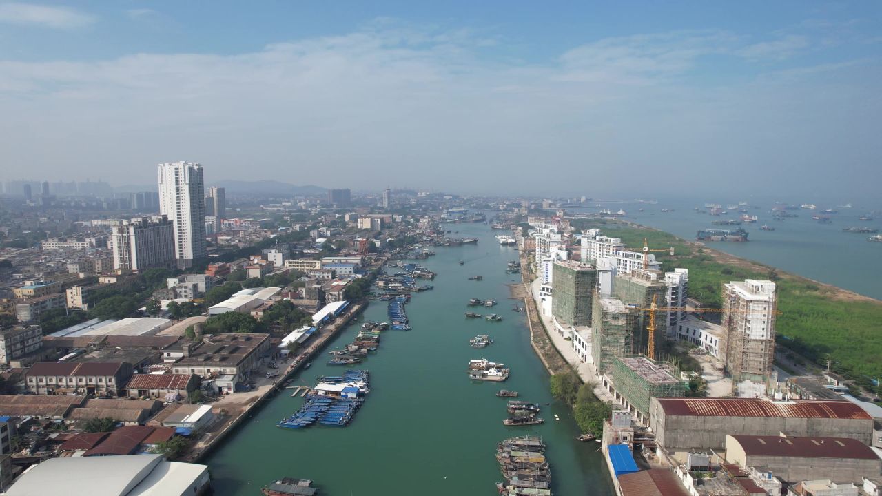 海边渔船广西北海海边风光航拍  