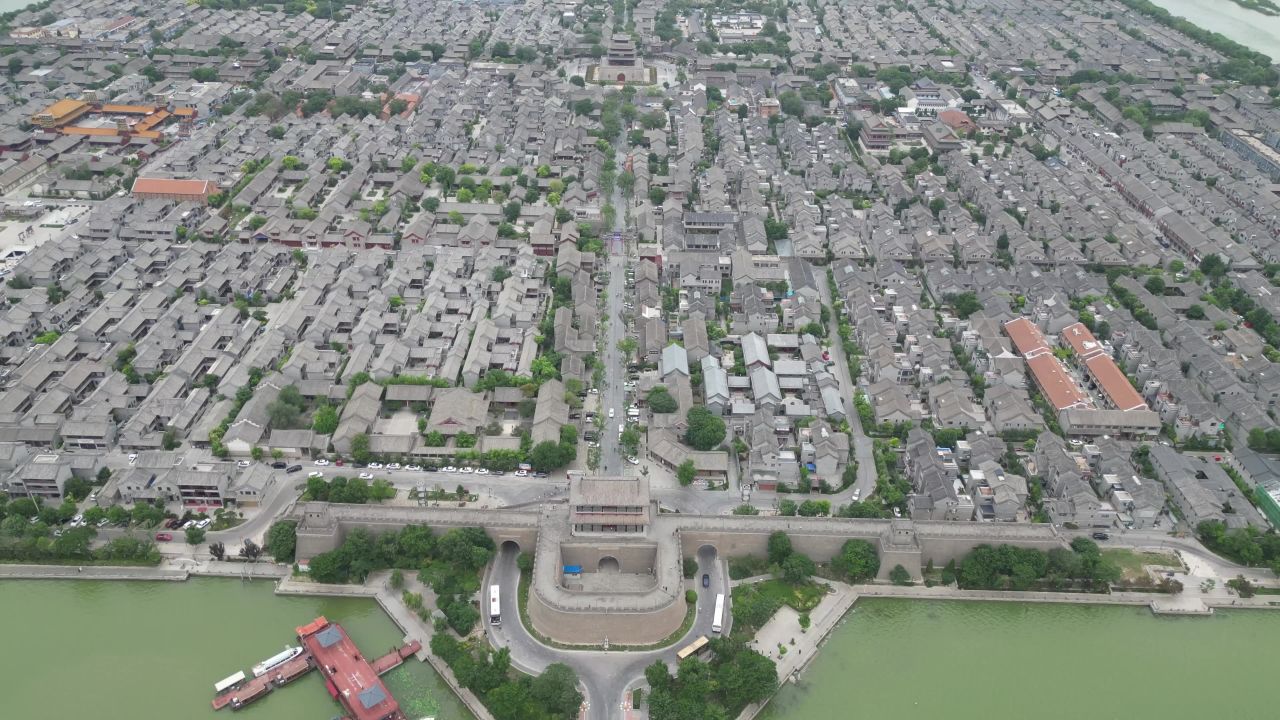 航拍山东聊城东昌湖景区