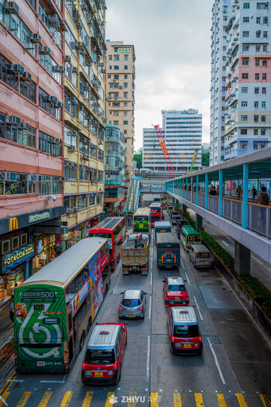 香港街头繁忙景象