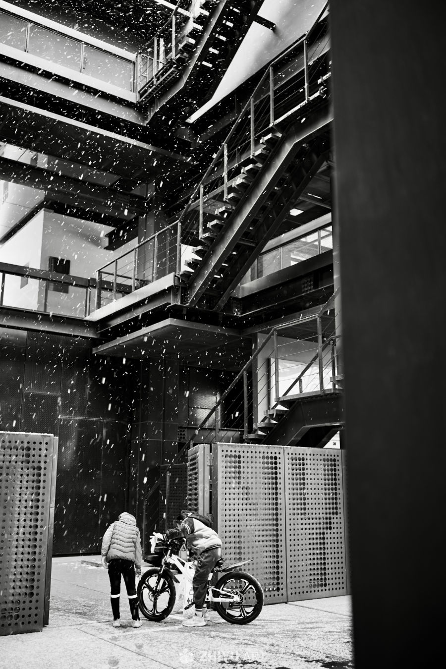 雪中工业风街景