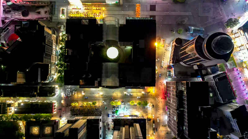 云南昆明城市夜景交通