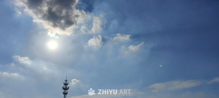 晴空白日天空