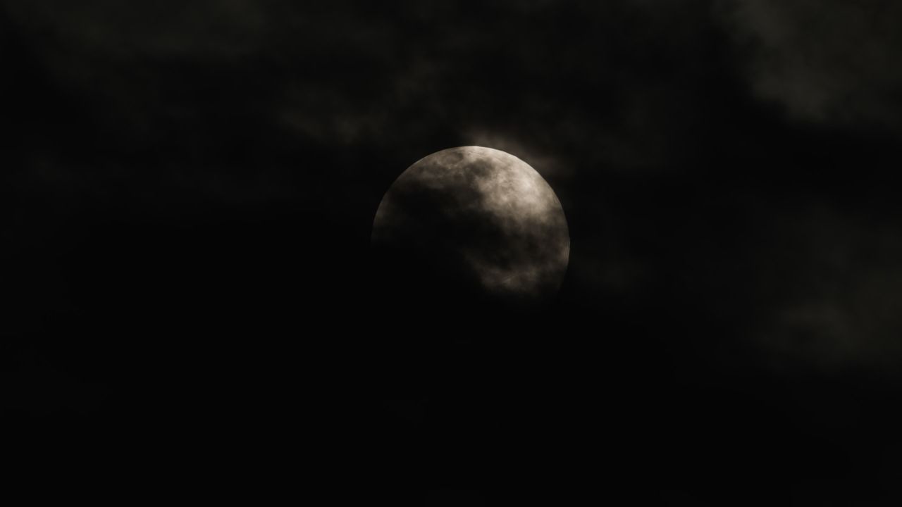 月亮月球夜晚天空皎洁明月长焦特写延时摄影 25