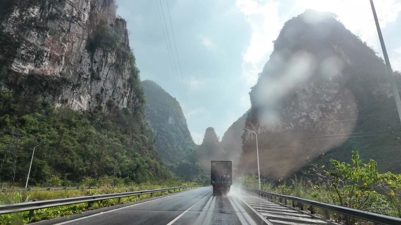 窗外 24