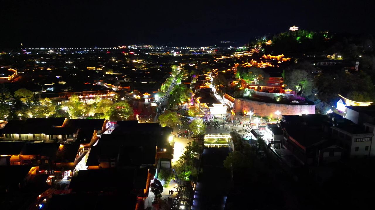航拍云南丽江古城5A景区夜景