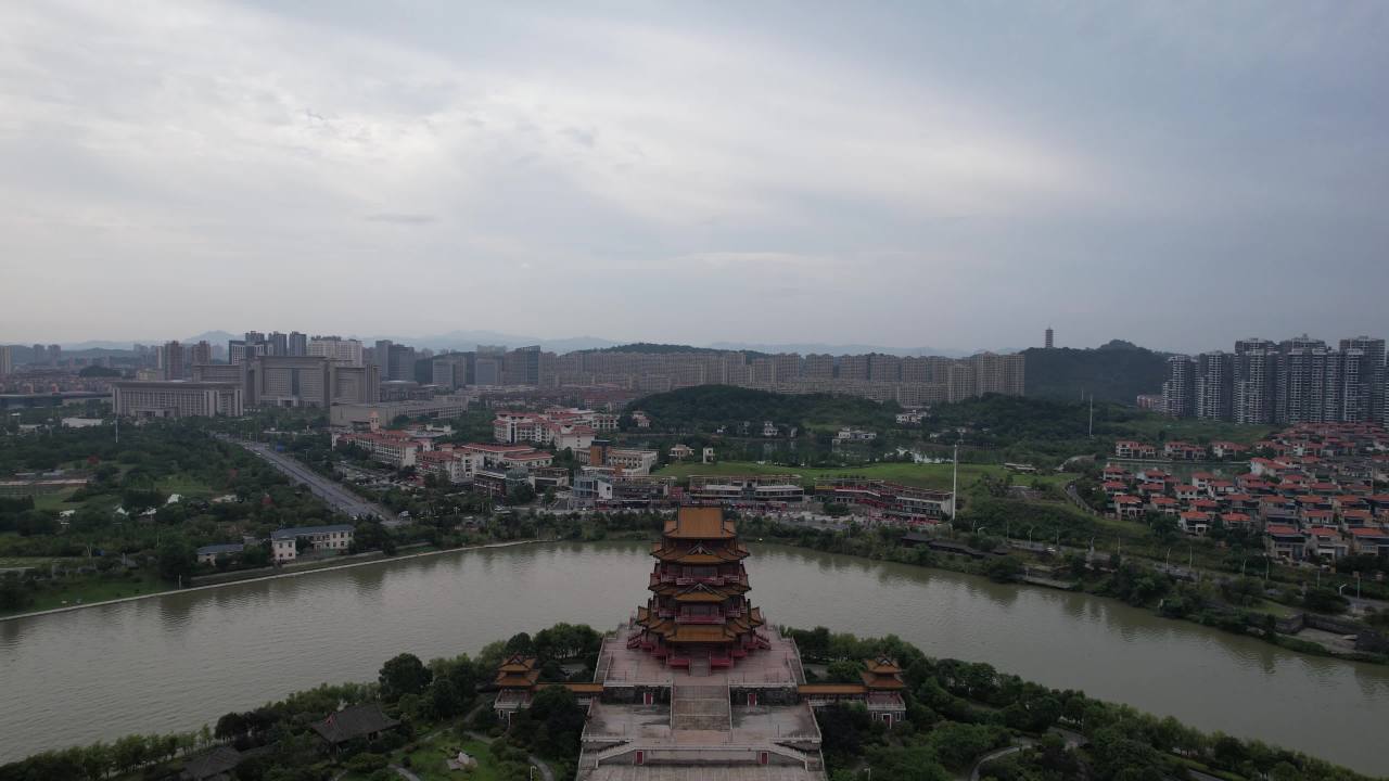 城市与自然的和谐共存
