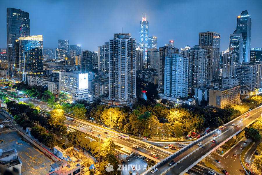 都市夜景：灯火辉煌的繁华