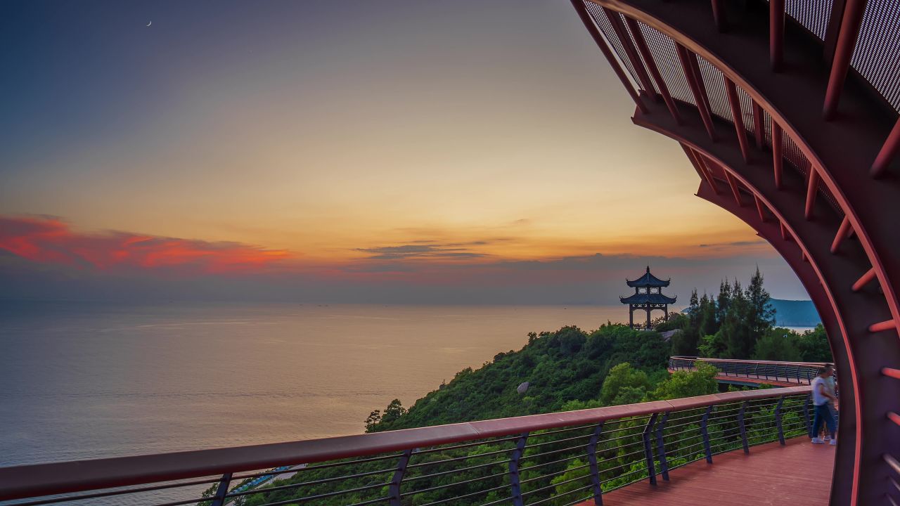 珠海东澳岛二四年十月海边栈道延时风光 