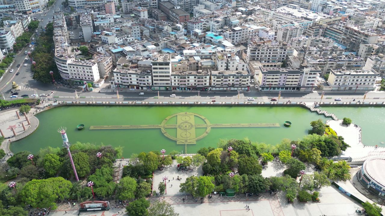 云南楚雄体育馆桃源湖体育公园