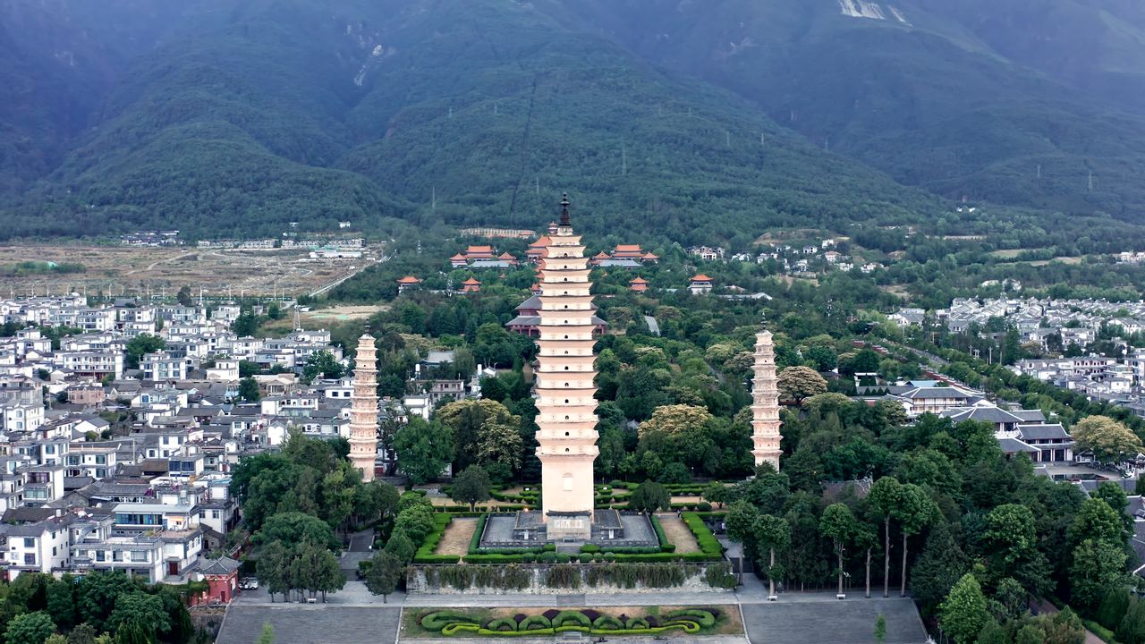 云南大理崇圣三塔寺航拍