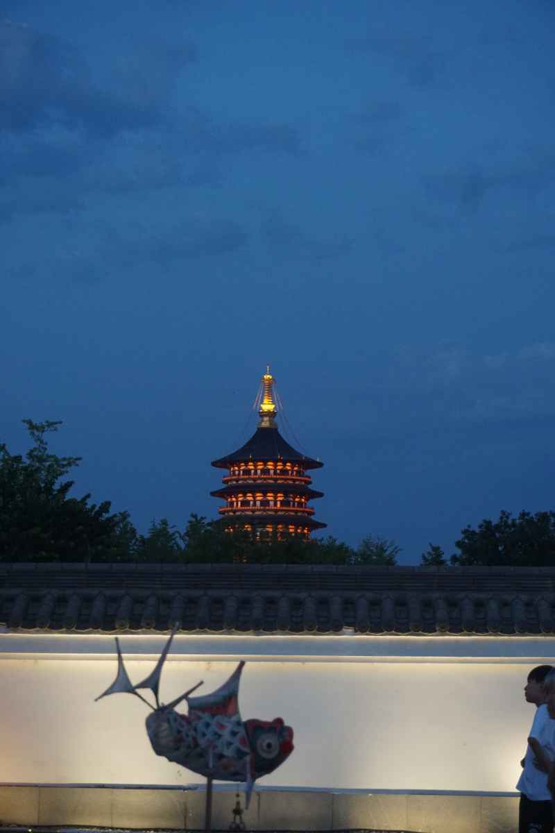 夜晚的天堂