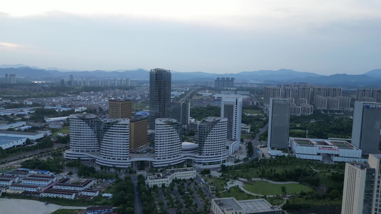  航拍江西萍乡金融商务区环球商务建筑