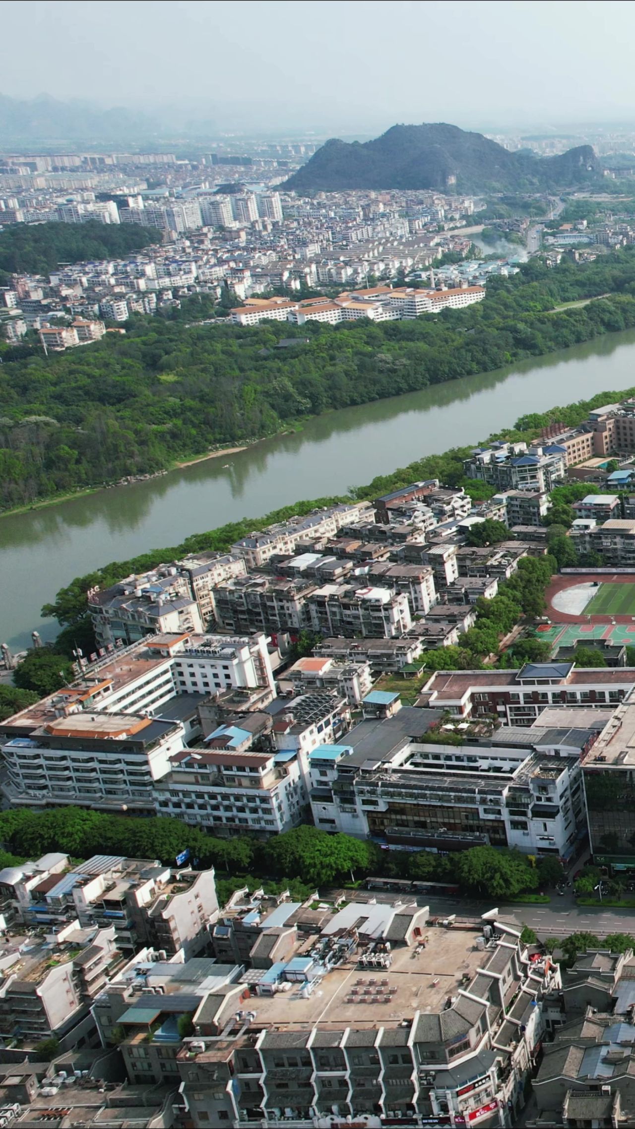 广西桂林城市风光漓江山水航拍竖屏 