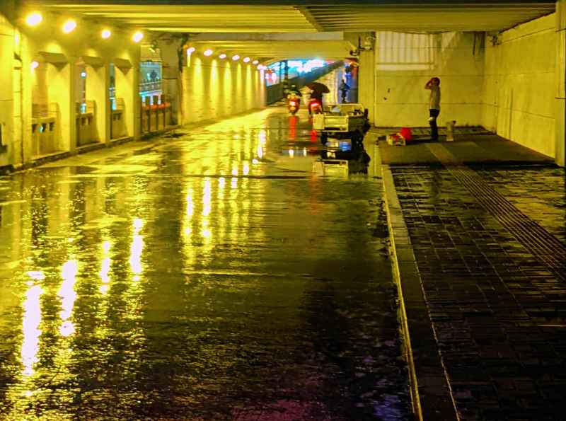 雨夜的温柔诉说 1