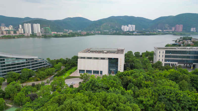 航拍湖北黄石市图书馆