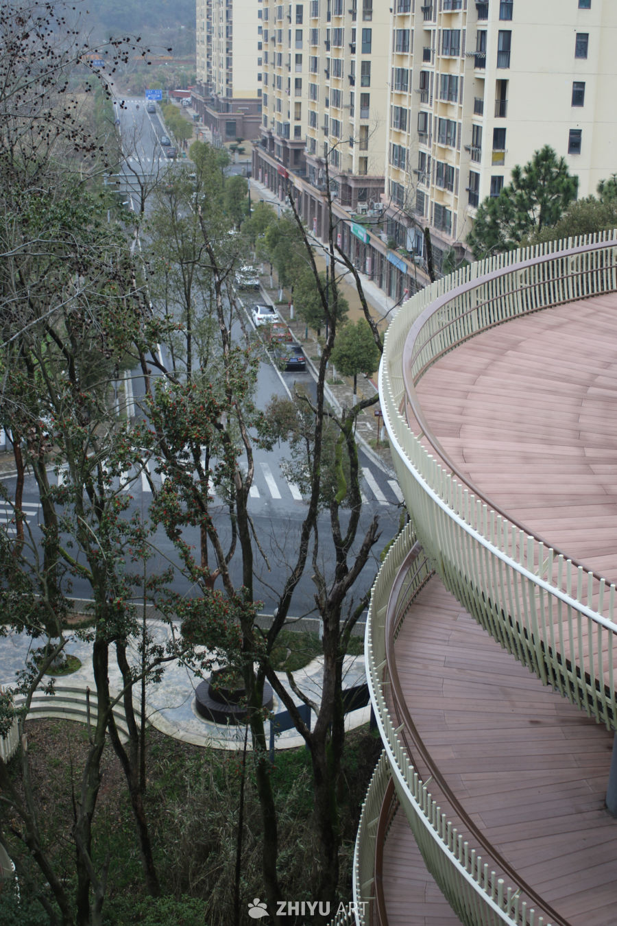 城市绿道与住宅区