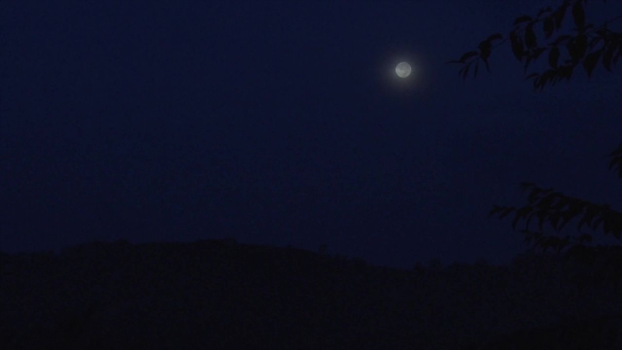 唯美大海上升月亮白月光蓝色夜空圆月明月大屏幕舞台LED视频  55