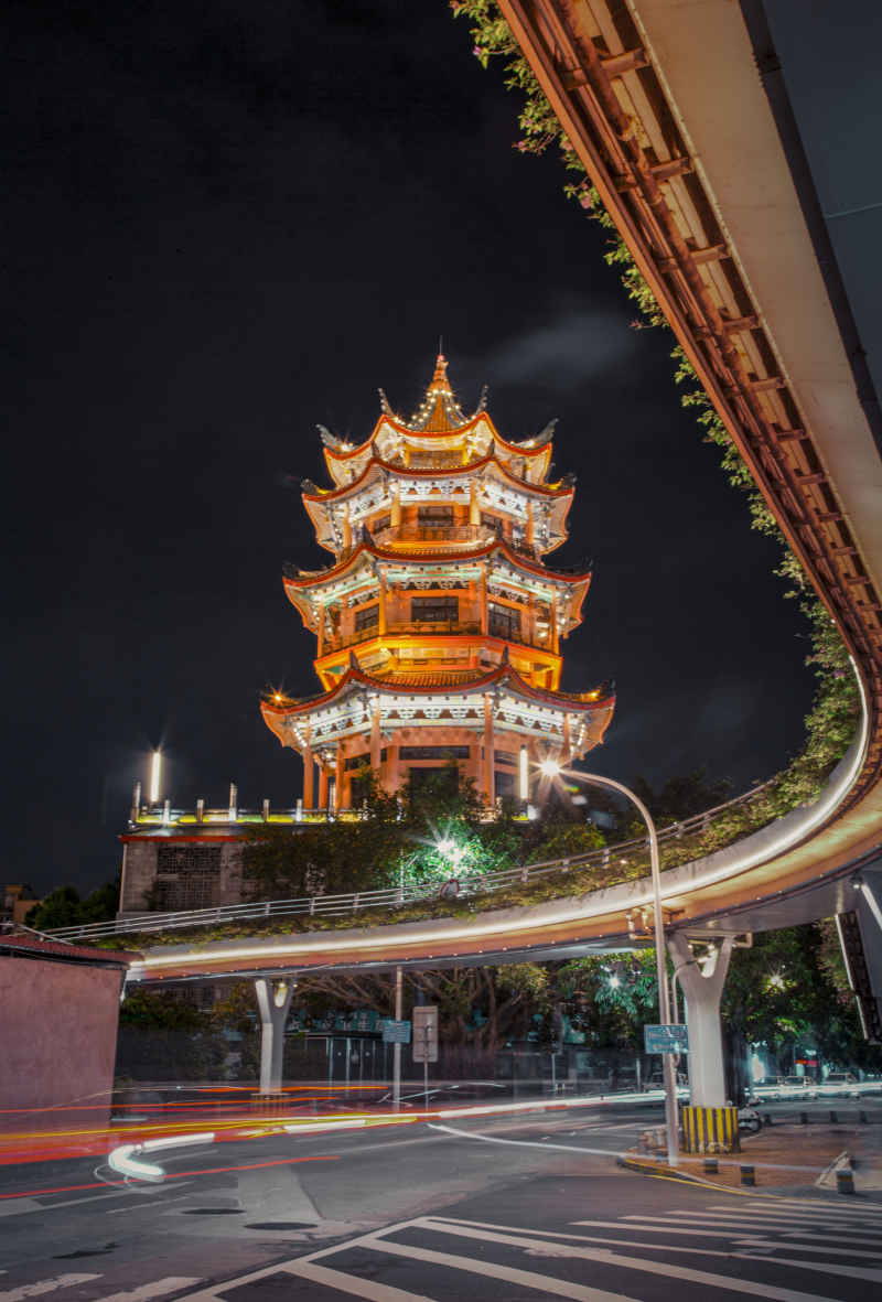 威镇阁夜景