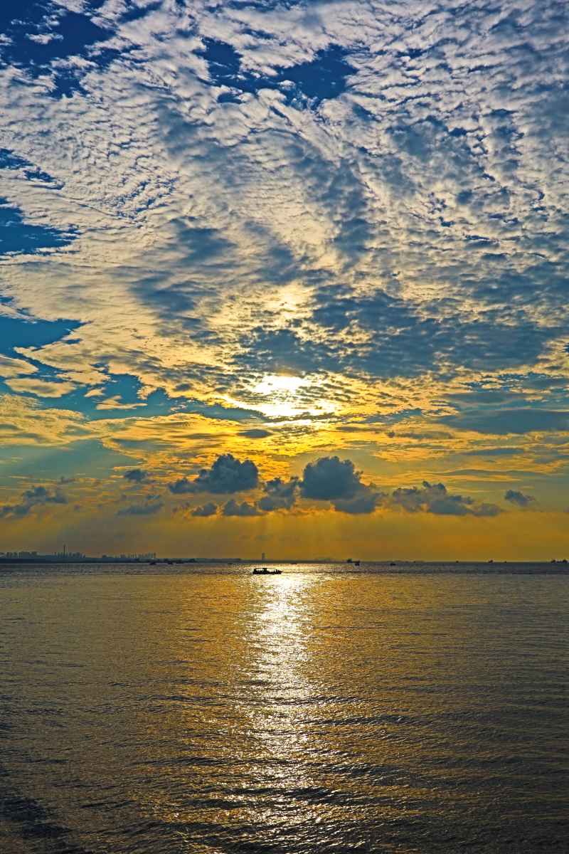 海上画