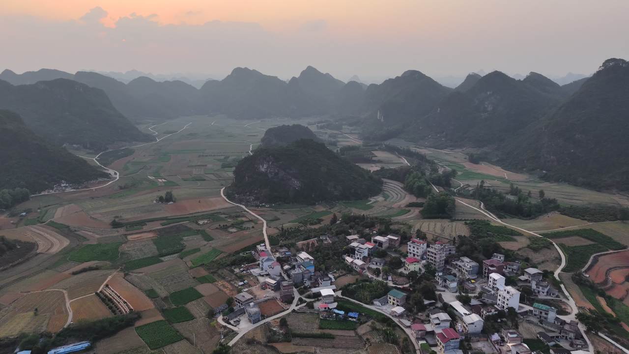 河池 28