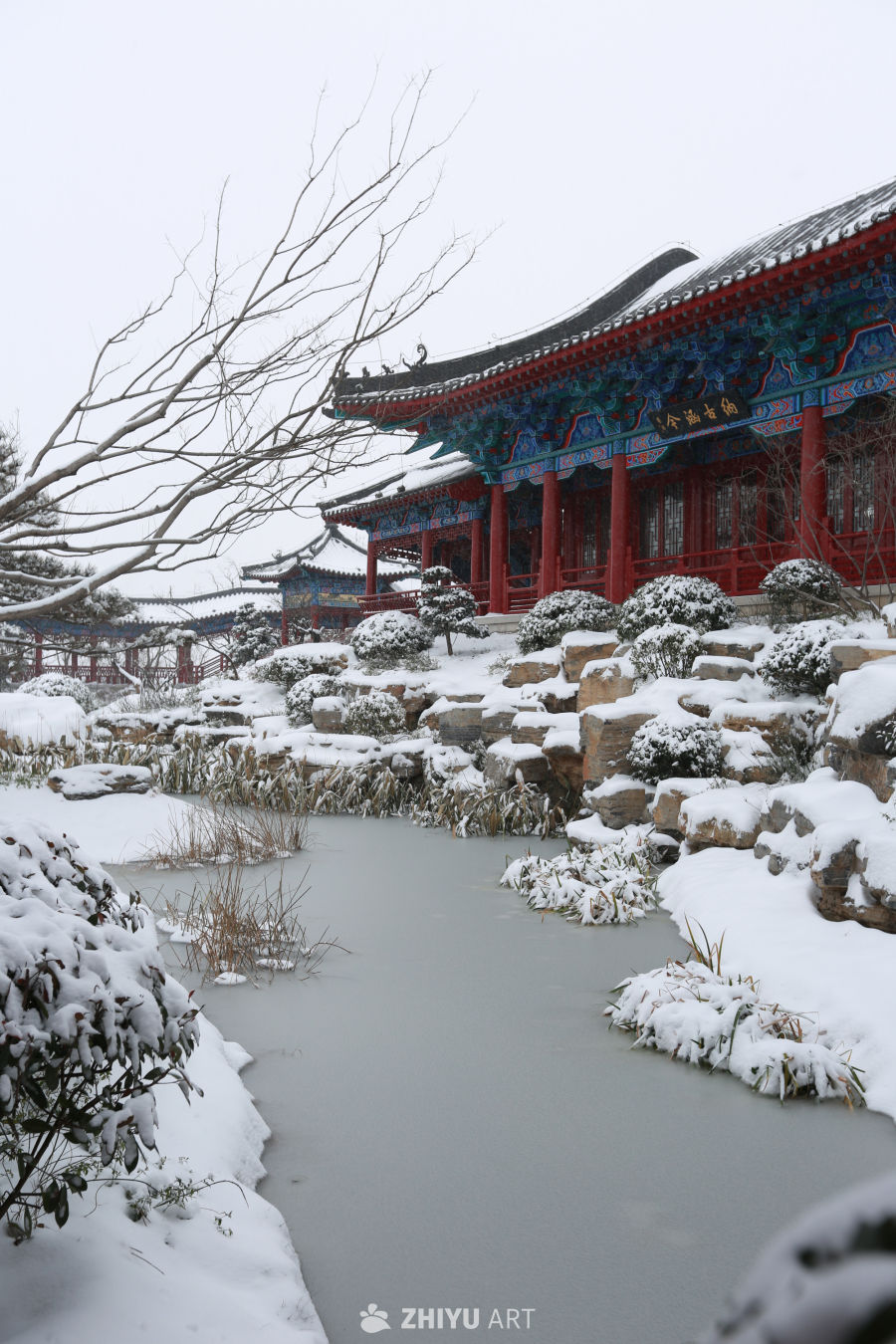 雪中古园