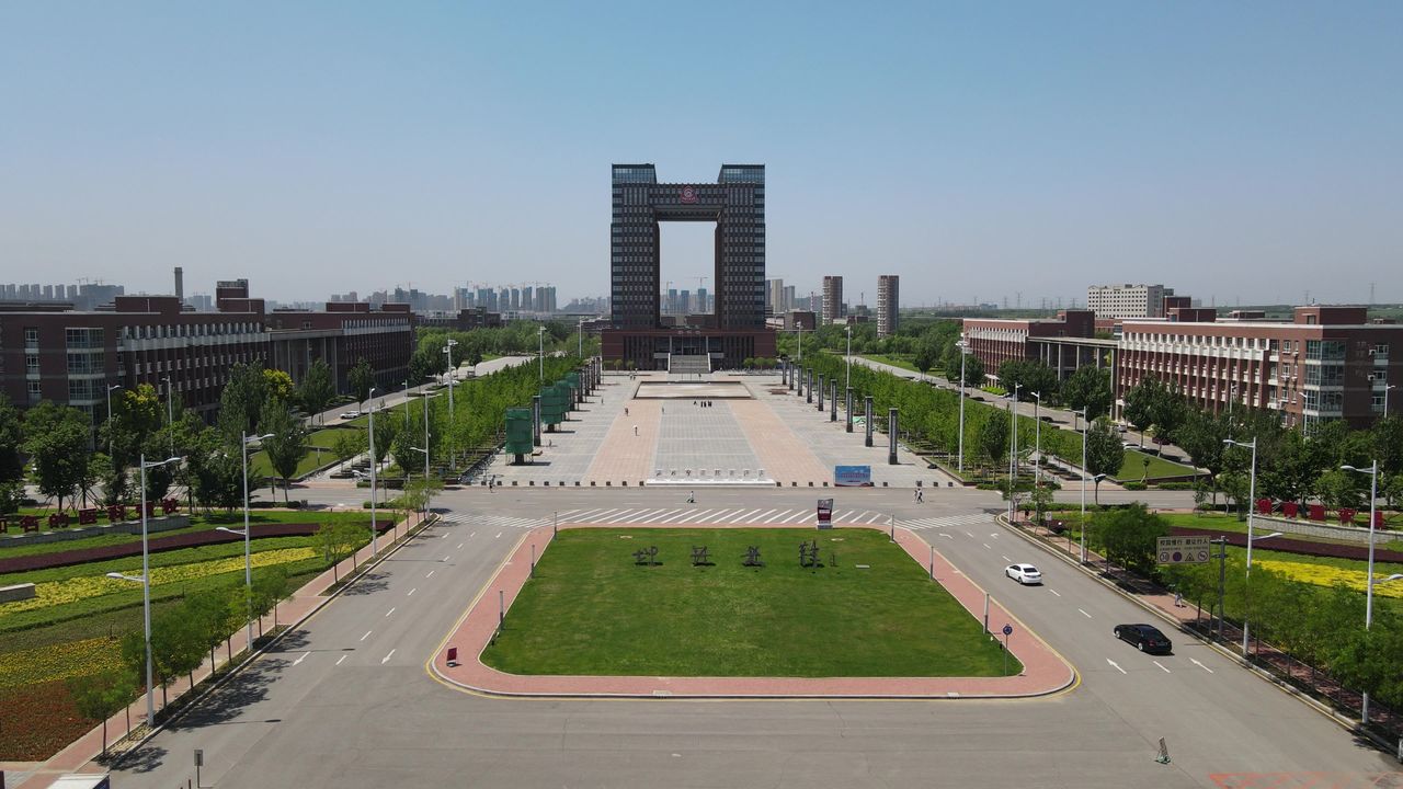 中国医科大学航拍