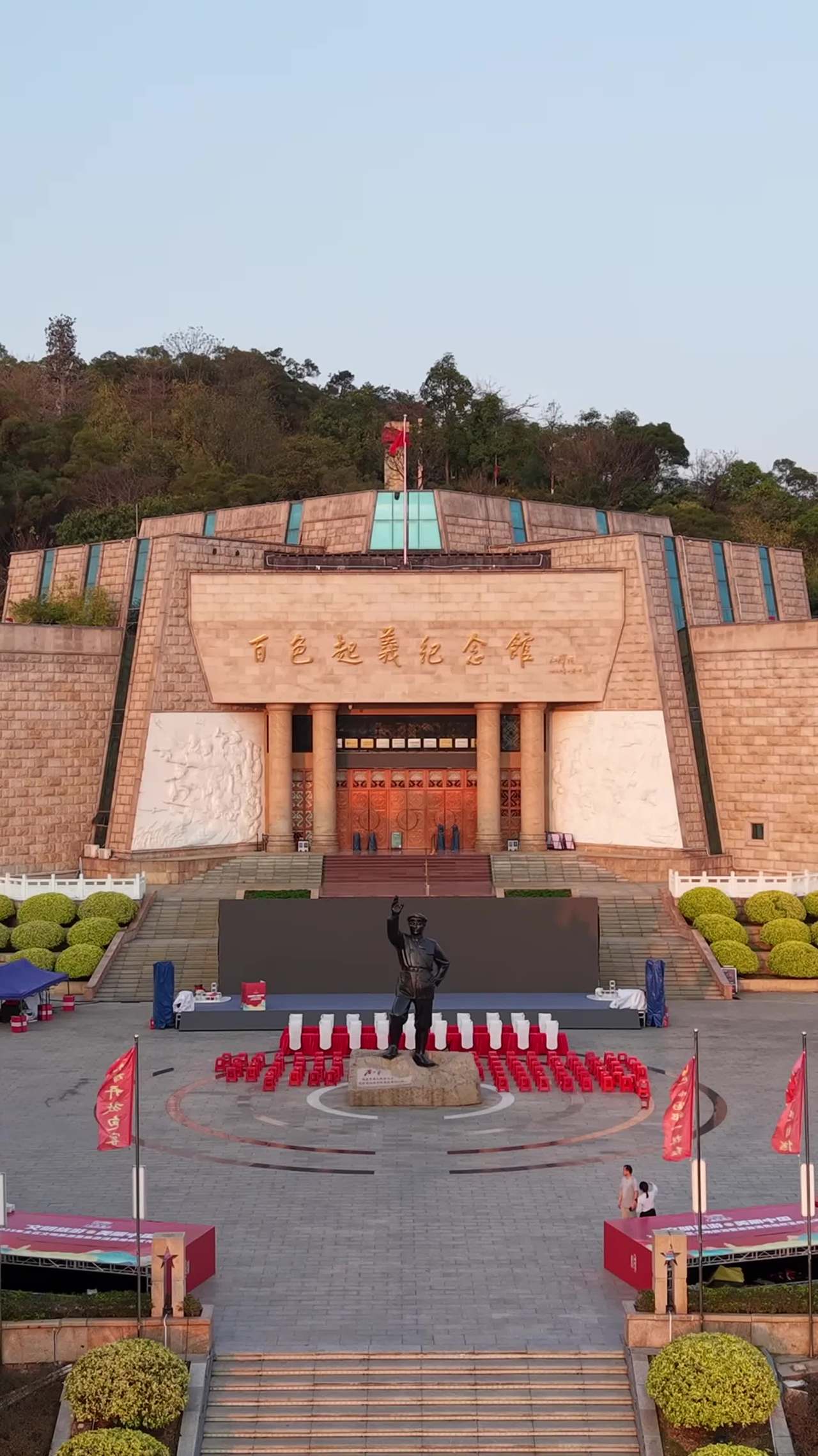 百色起义纪念馆庄严景象