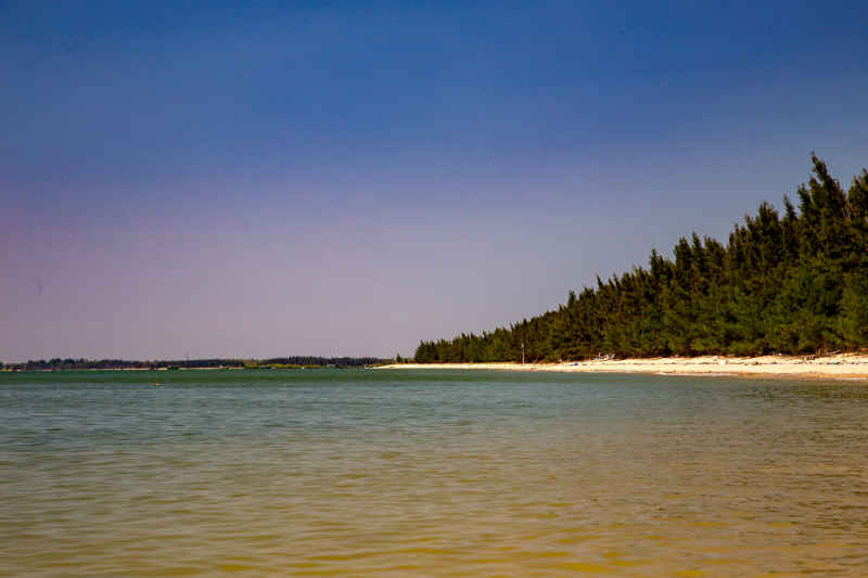 小岛海岸