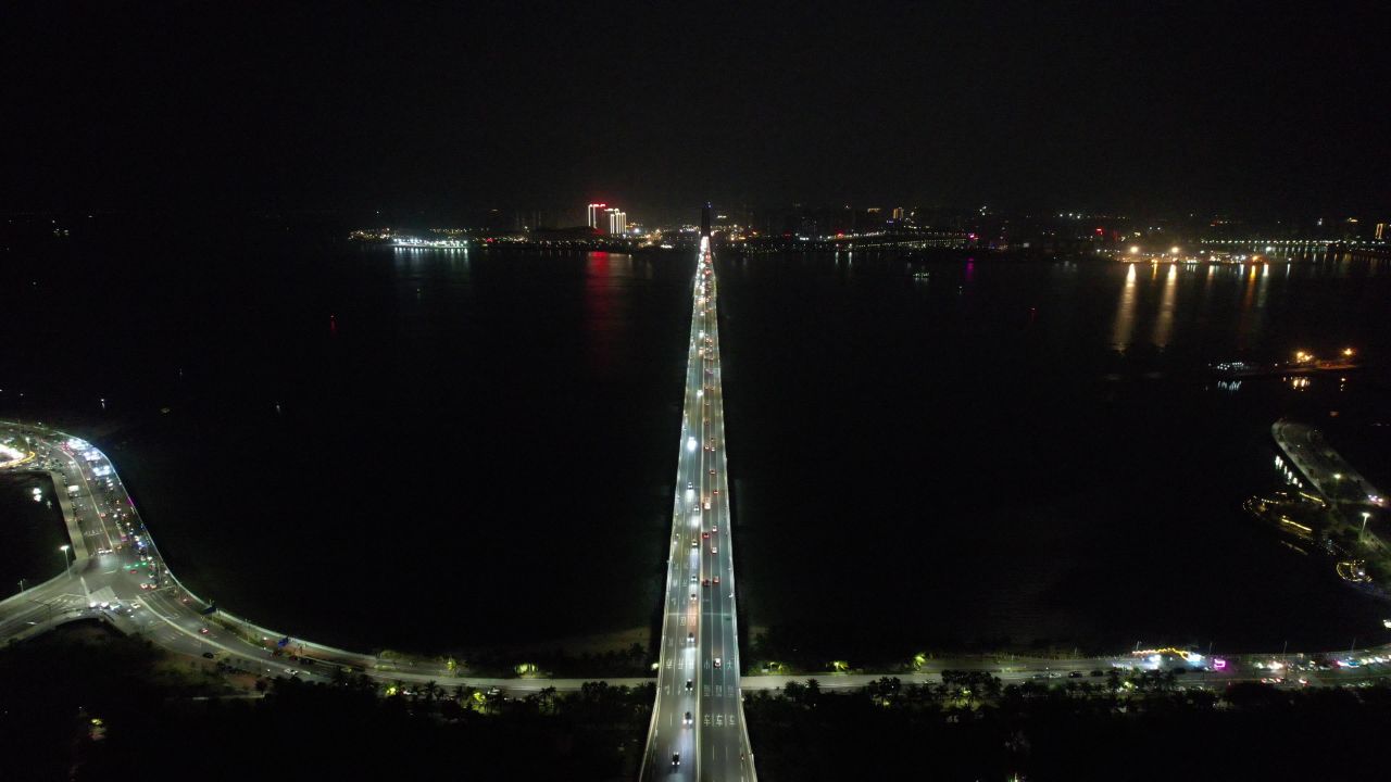 广东湛江城市夜景灯光交通航拍