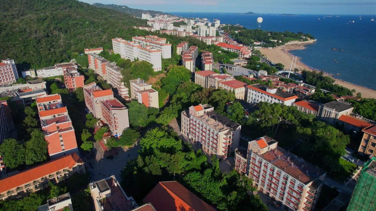 航拍厦门大学建筑风光