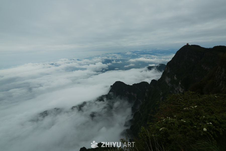 云海山巅