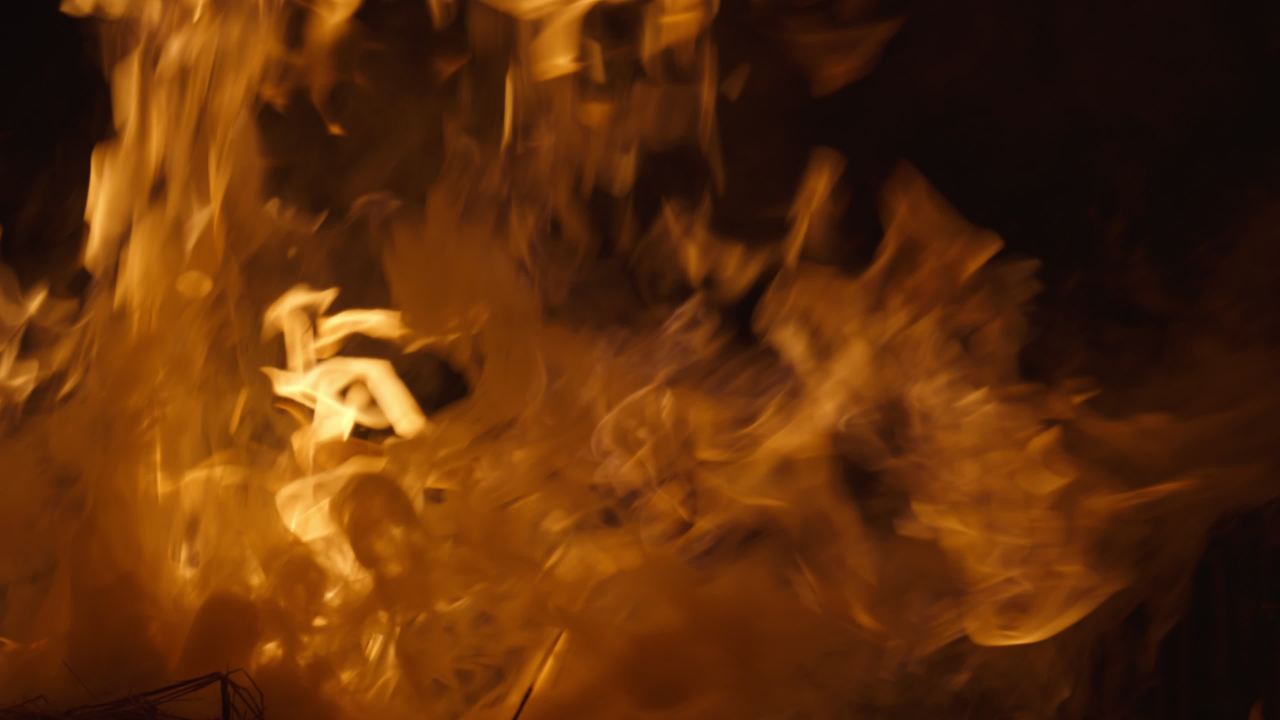森林大火灾焚烧秸秆火焰燃烧 15