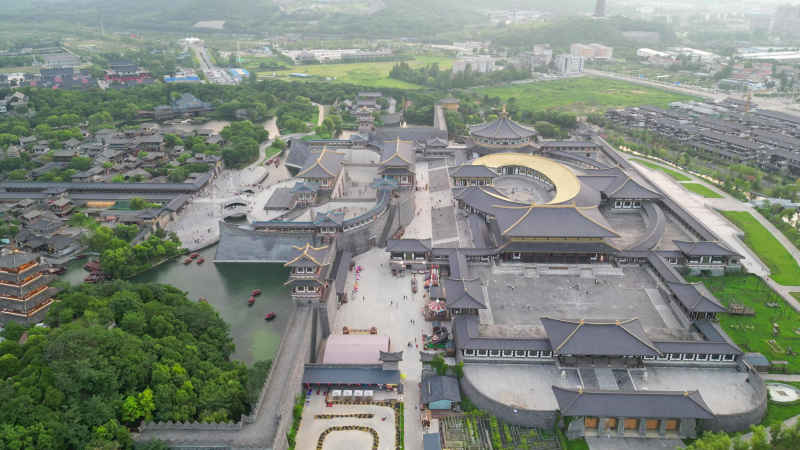 航拍湖北襄阳中国唐城影视基地