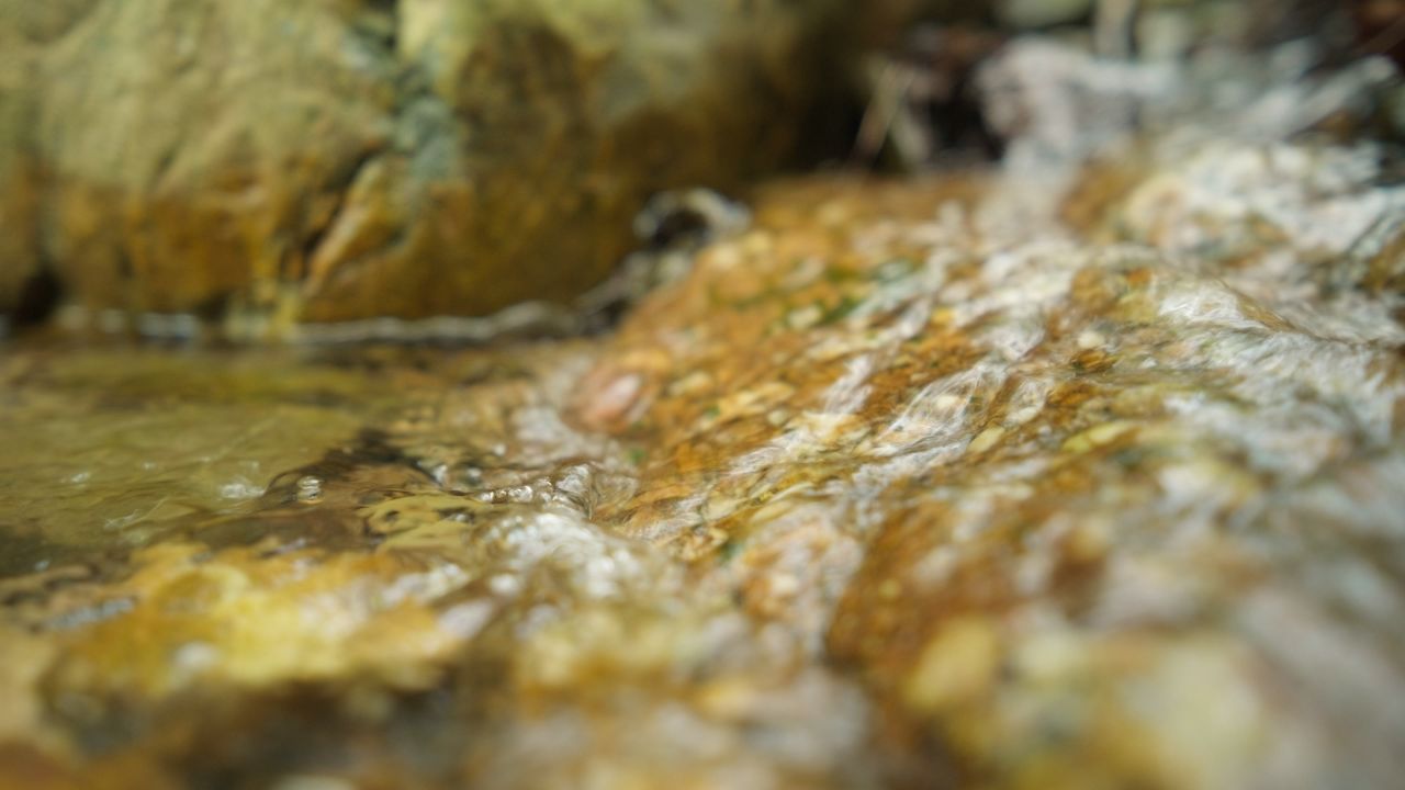 清澈山泉水温泉矿泉水小溪山涧 22
