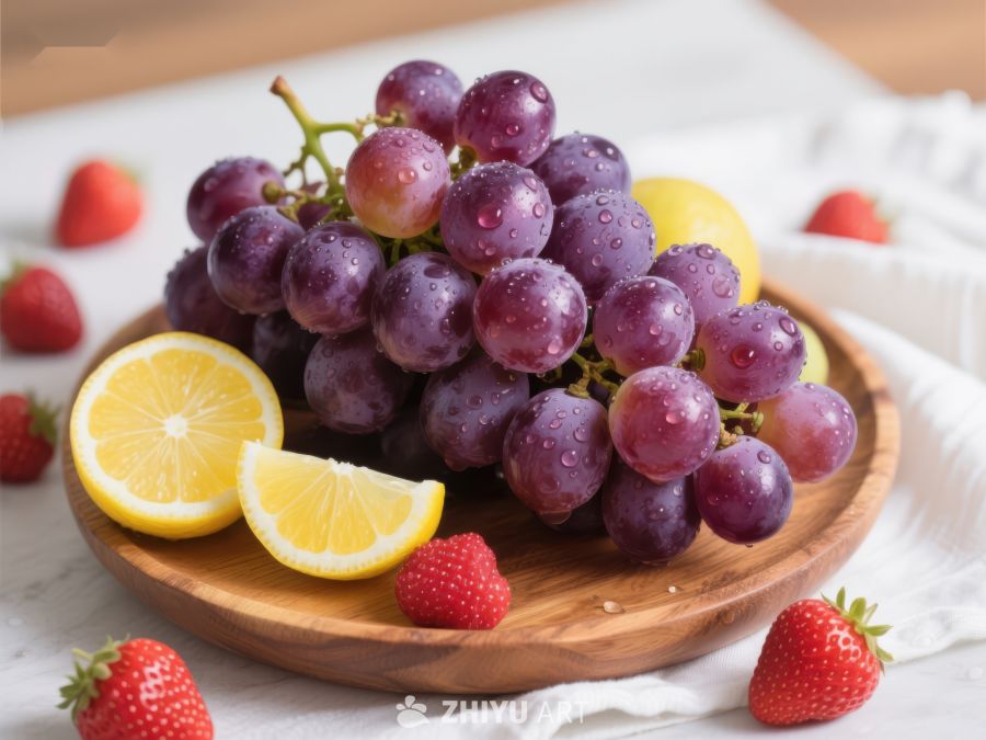 新鲜葡萄与柠檬草莓的组合 605