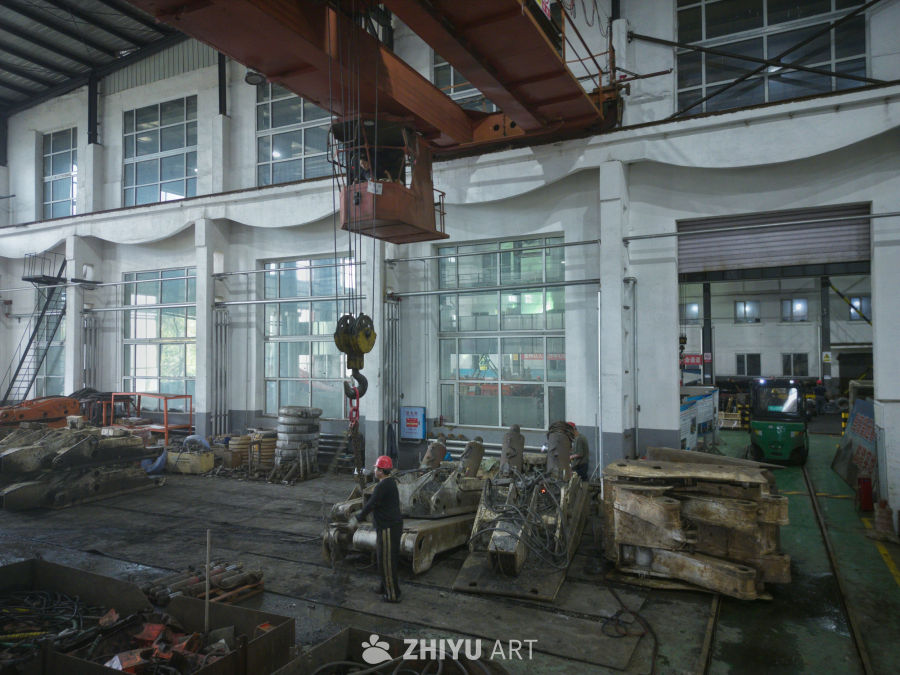 车间里的火花交响