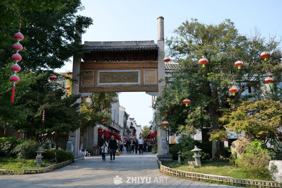 兴汉胜境景区一角 11
