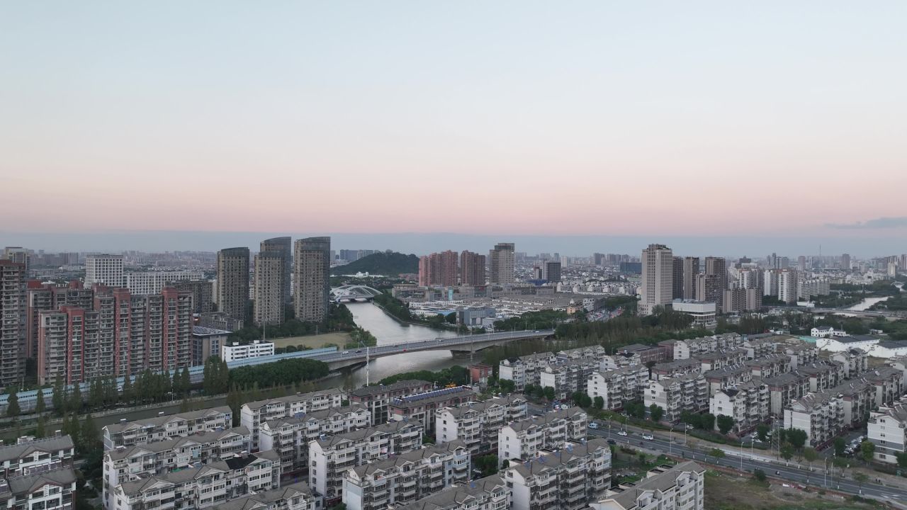 4K航拍昆山城市日落风光大景 9