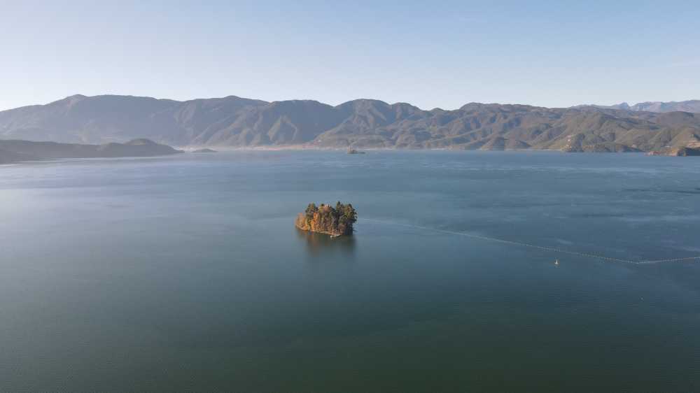 泸沽湖