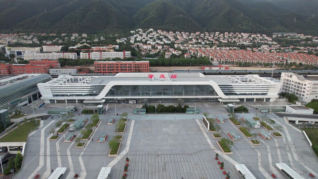 广东肇庆城市风光航拍 