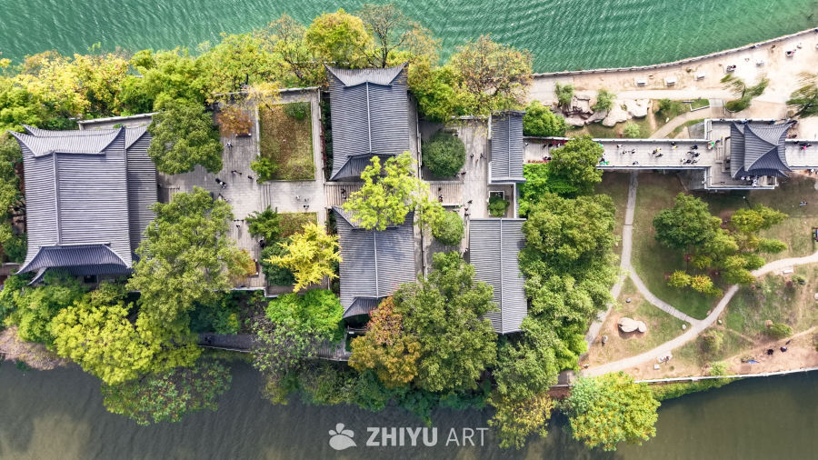 湖畔古建筑群