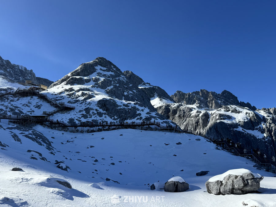 在皖南在太行山在云南不同的山