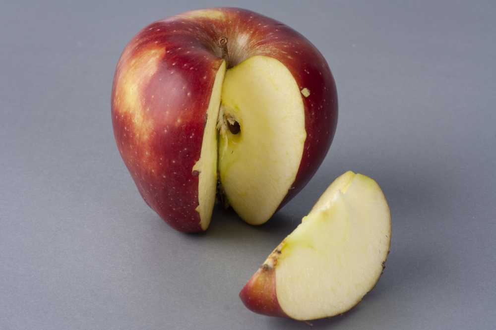 苹果切片一半水果