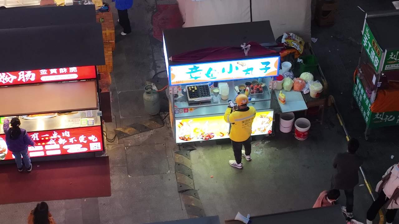 夜市小吃狂欢