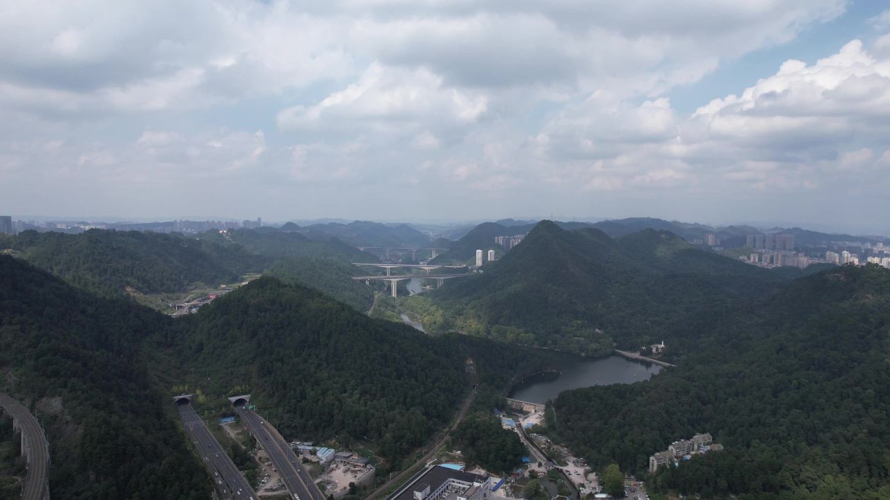 贵州贵阳城市风光航拍 