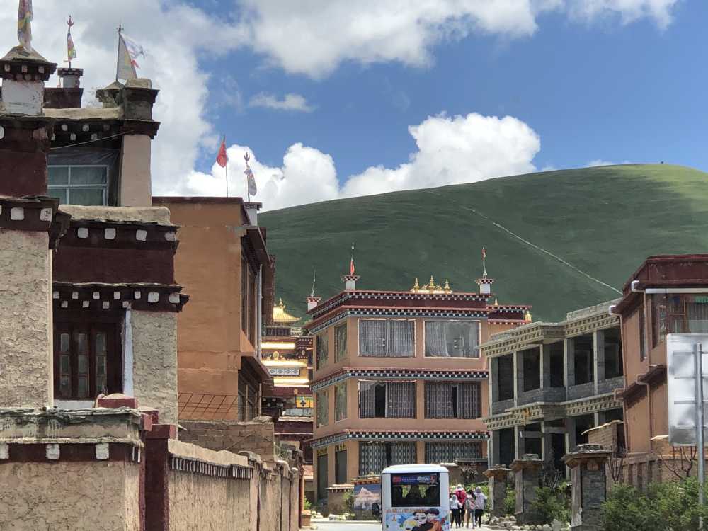 理塘